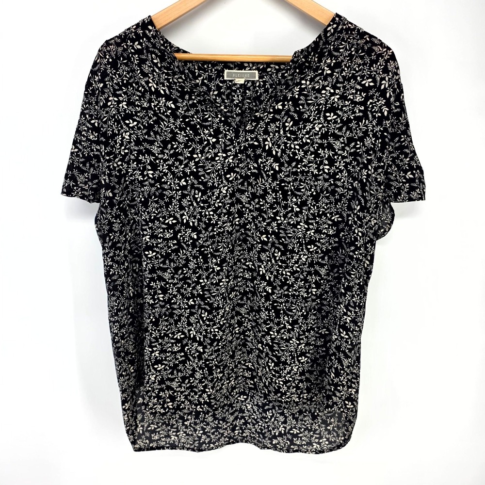 Pleione Blouse Women XL Black White Floral Split Neck Short Sleeve WQ2500715